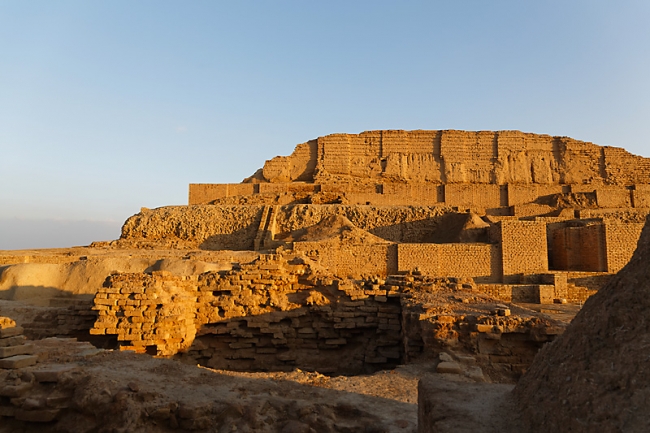 Choqâ Zanbil-Zigourat-021